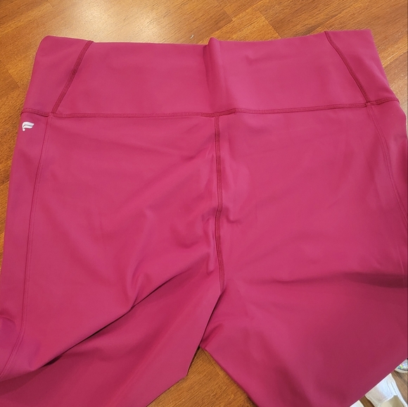 Fabletics High Waist Pureluxe Fitness 7/8 Leggings with Rouched Leg - Picture 3 of 5